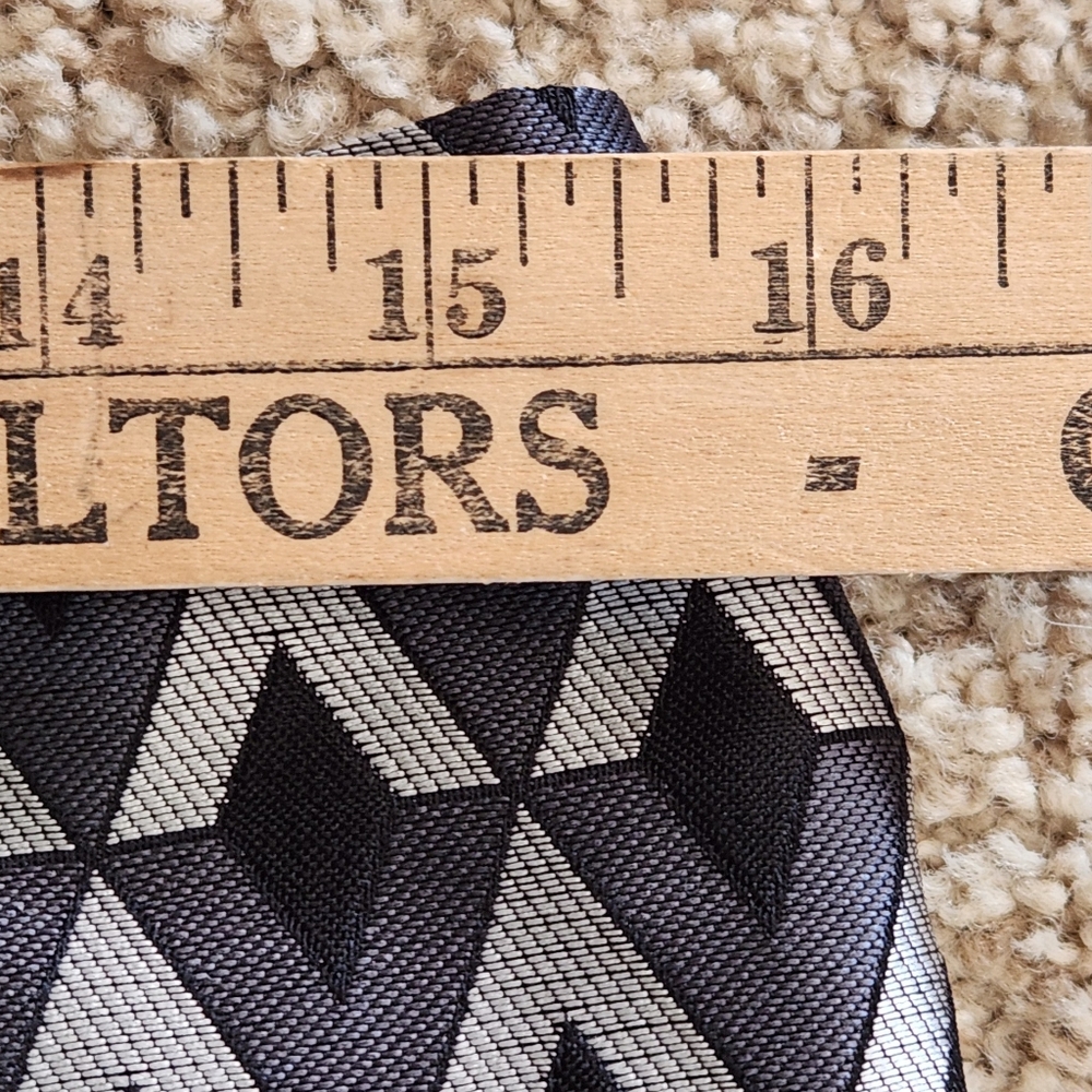 Carlisle Geometric Jacquard Skirt Suit Set Jacket & Pencil Skirt Black Silver 8 - Picture 12 of 16